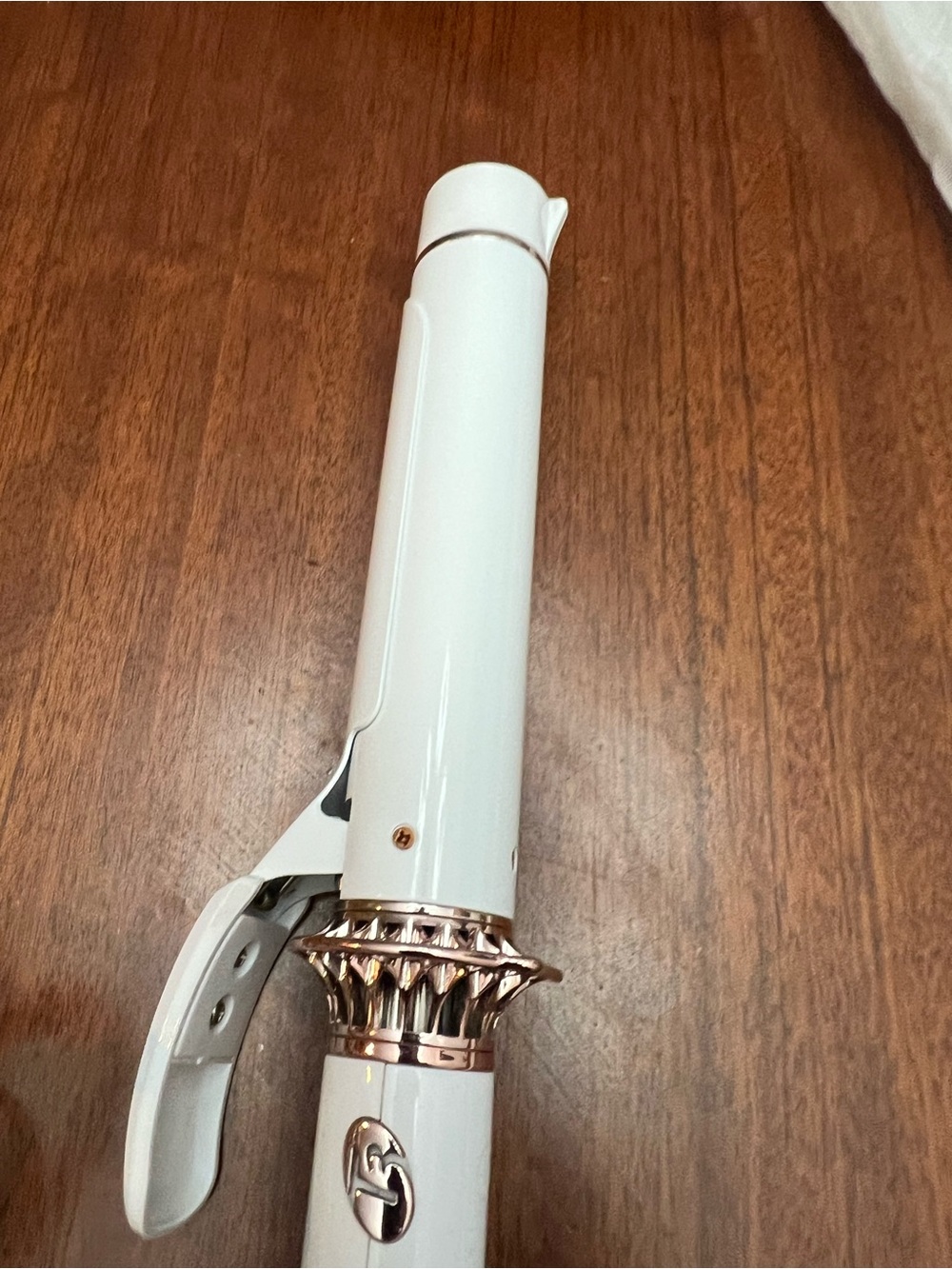 T3 White and Rose Gold Curling Iron - Picture 12 of 16